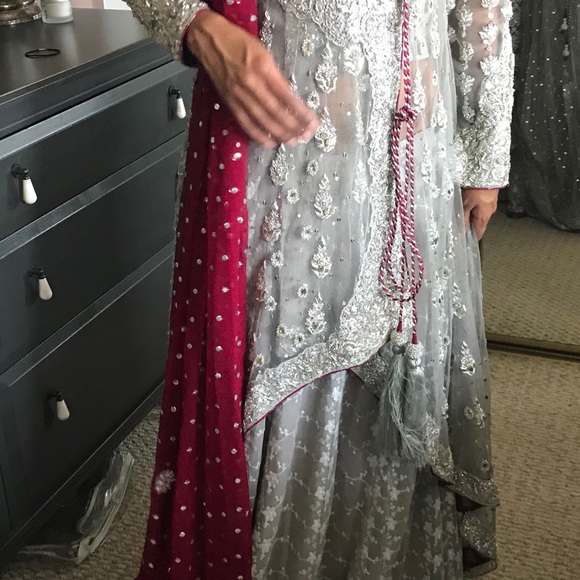 Zainab Chottani brand new Silver Gray Bridal - Picture 6 of 8